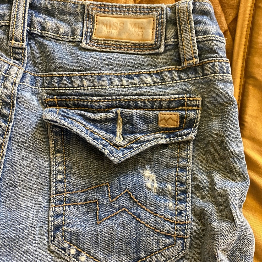 Miss Me Irene Bermuda Jean shorts - Picture 4 of 6